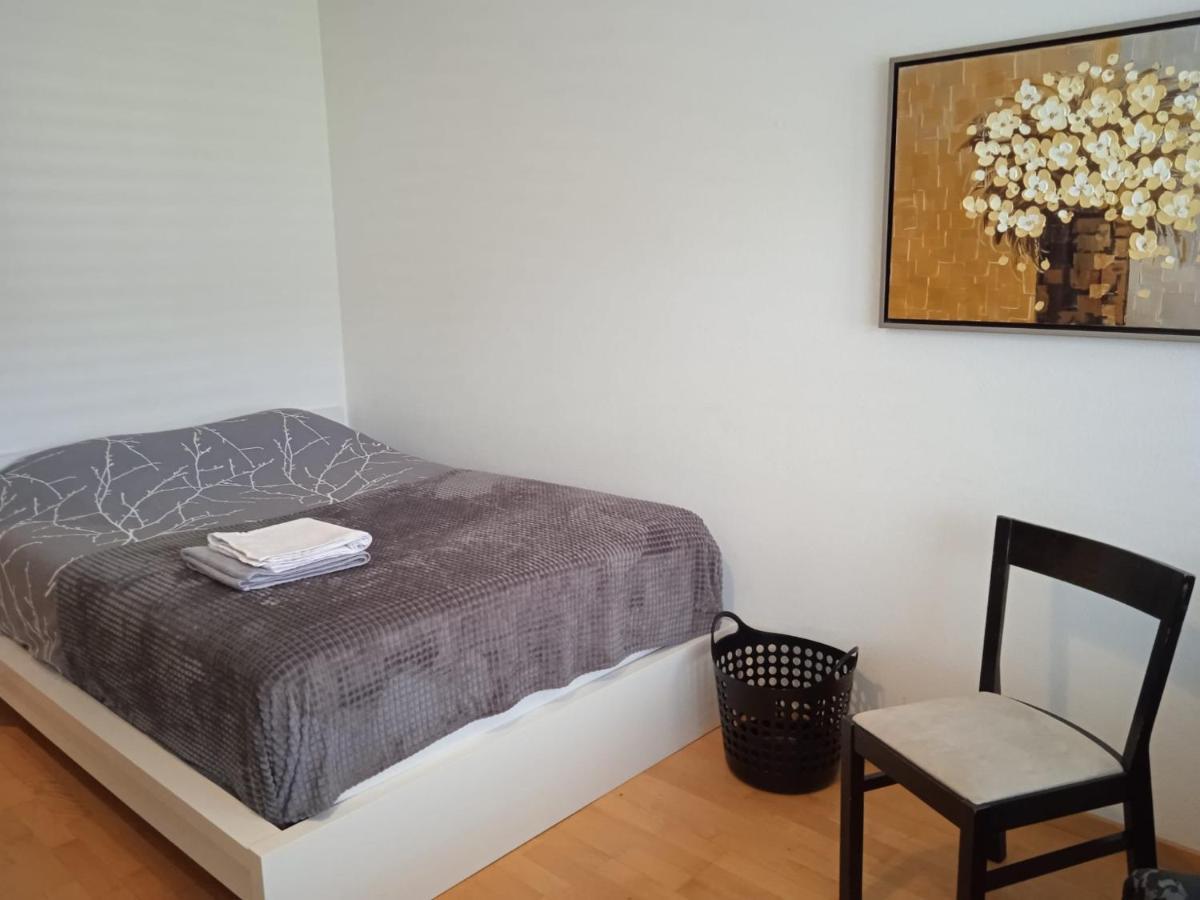 Apartament Studio Flat In The Heart Of Zug, Ideal For Solo Travellers Zewnętrze zdjęcie